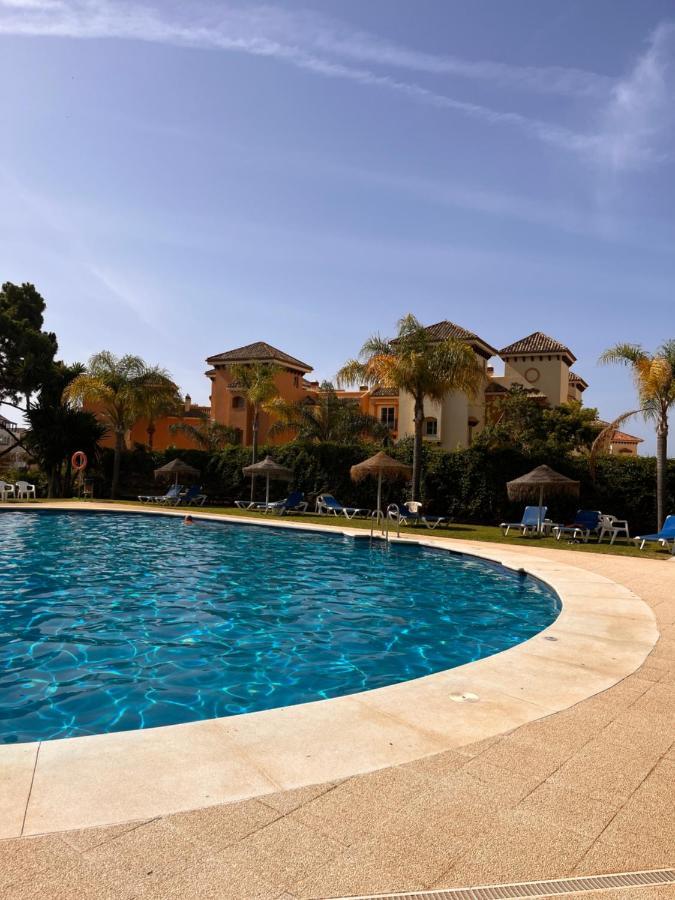 Vistas Al Mar Marbella Del Este Екстериор снимка